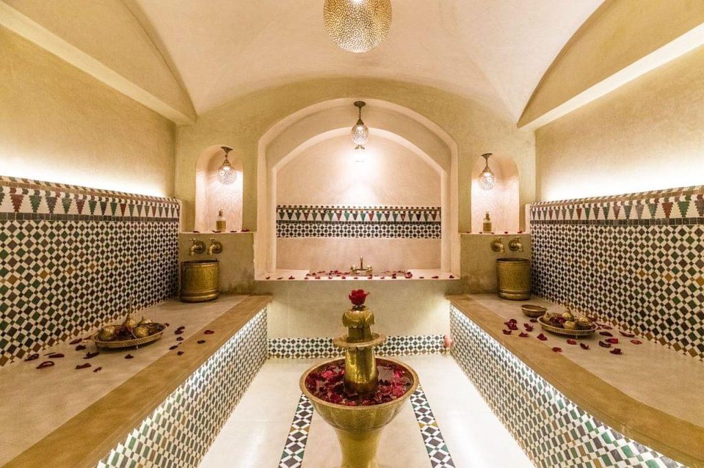 أفخم حمام مغربي الشارقة للرجال والنساء